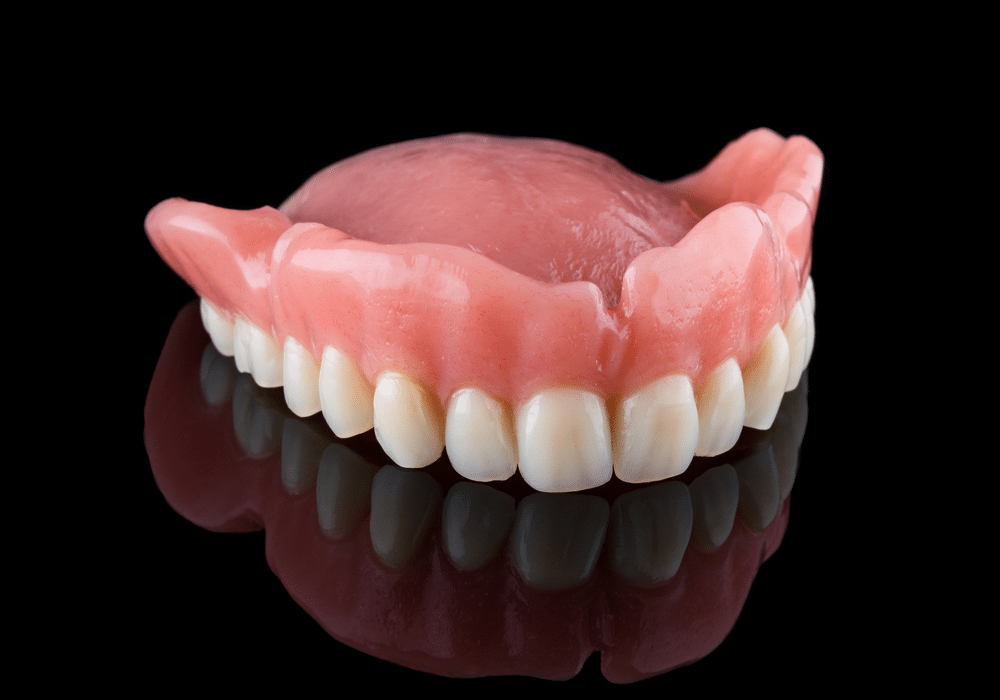How_Long_Do_Removable_Dentures_Last_638455070371003069